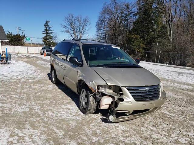 2005 Chrysler Town & Country VIN 2C4GP54L05R514214 Copart auction photo, front end / rear end damage thumbnail 11