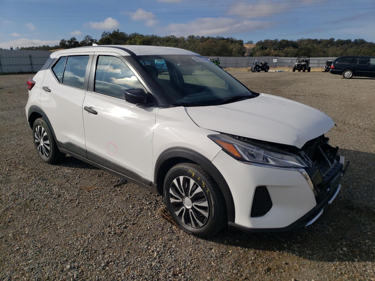 2021 Nissan Kicks VIN 3N1CP5BV8ML504306 Copart auction photo, front end damage thumbnail 4