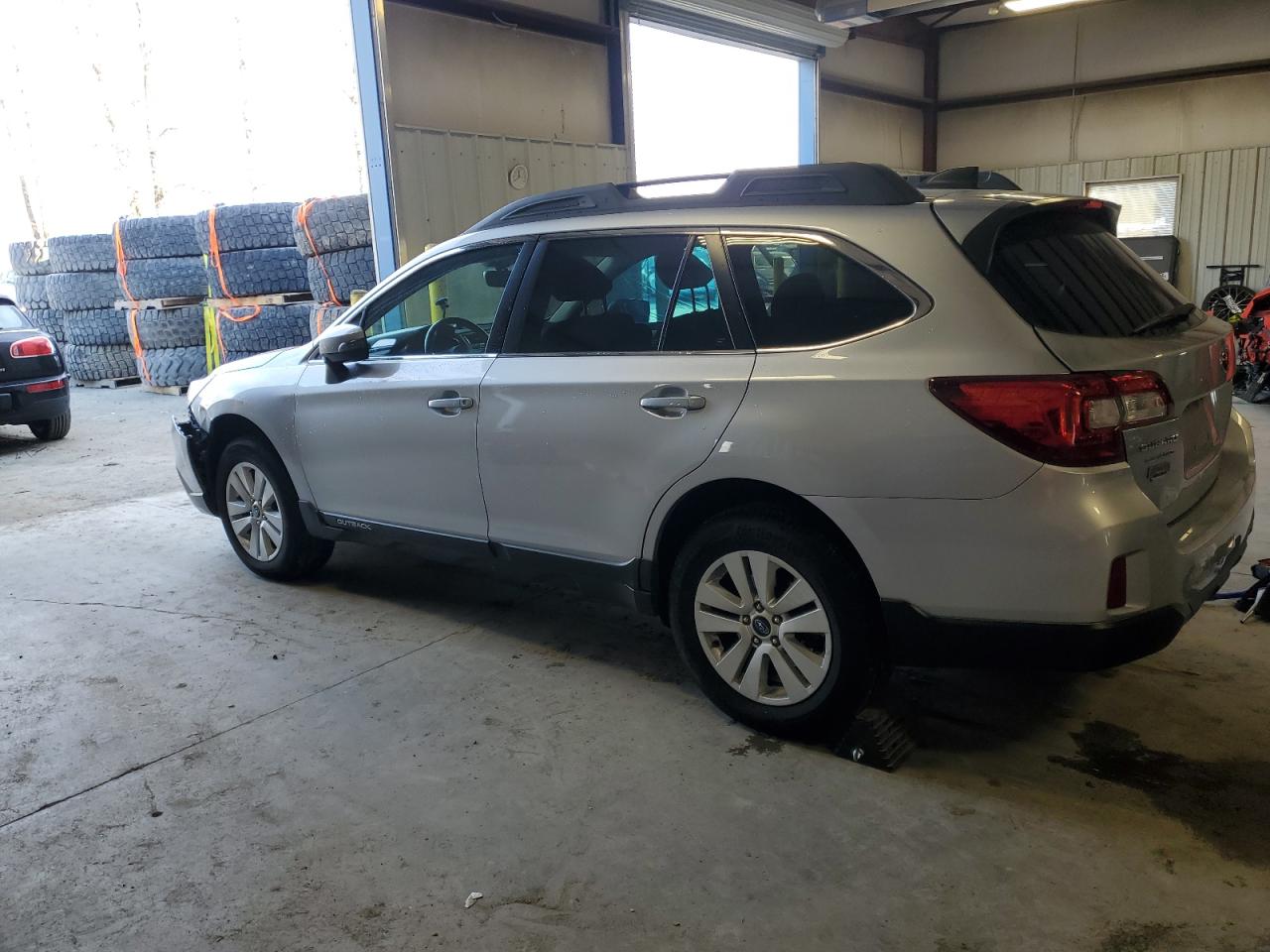 2017 Subaru Outback VIN 4S4BSAFC7H3377294 Copart auction photo, front end / side damage thumbnail 2