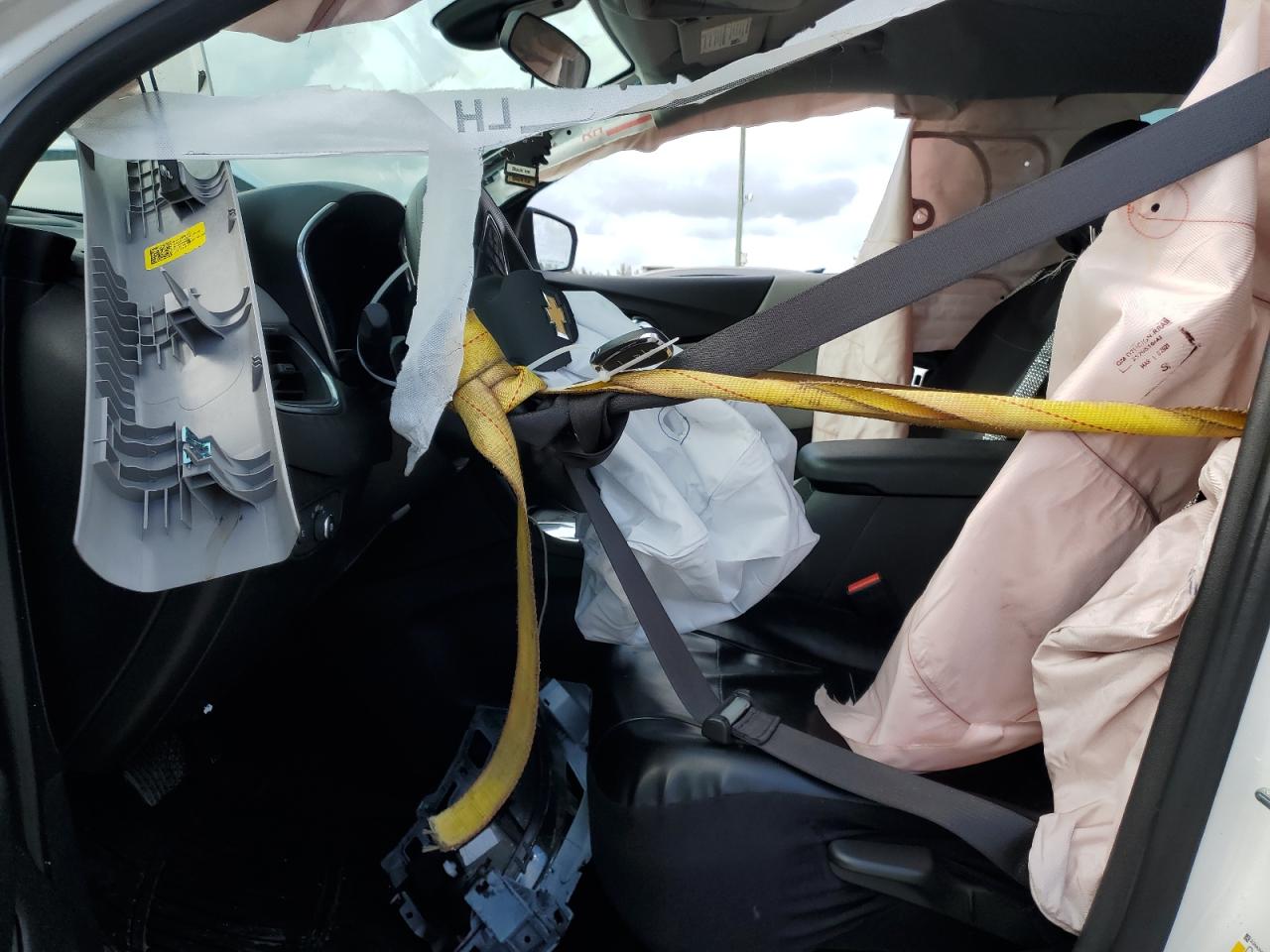 2021 Chevrolet Equinox VIN 3GNAXHEV3MS157143 Copart auction photo, front end / side damage thumbnail 7