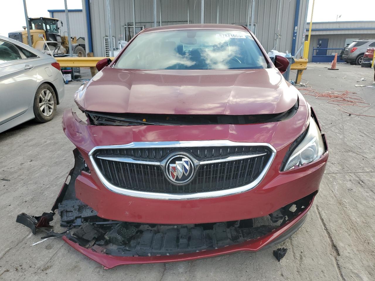 2018 Buick LaCrosse VIN 1G4ZP5SZ0JU123492 Copart auction photo, front end / side damage thumbnail 5