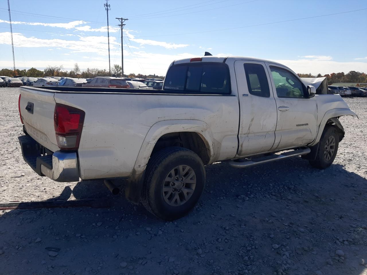 2018 Toyota Tacoma VIN 5TFSX5EN0JX059144 Copart auction photo, front end damage thumbnail 3