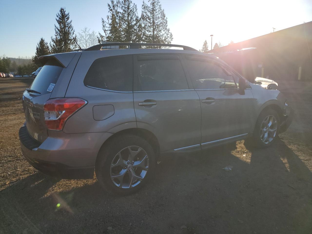 2015 Subaru Forester VIN JF2SJAUC1FH556636 Copart auction photo, front end damage thumbnail 3