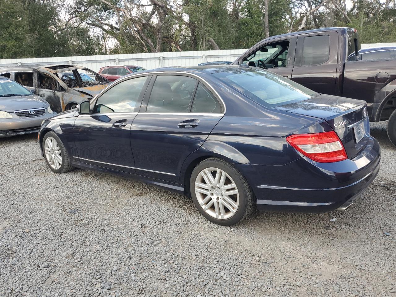 2009 Mercedes-Benz C-klasse VIN WDDGF54X59R081464 Copart auction photo, front end damage thumbnail 2