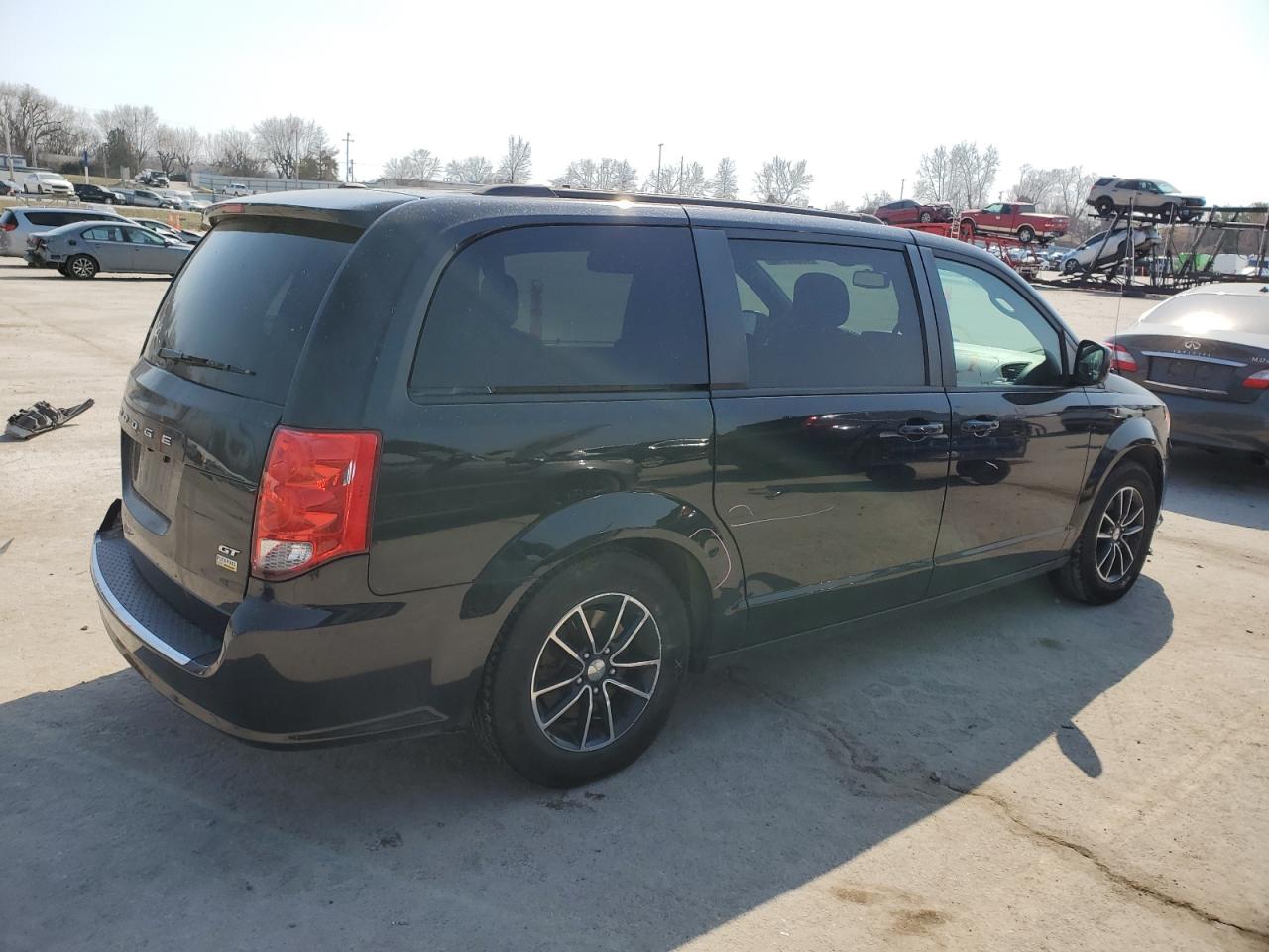 2018 Dodge Caravan VIN 2C4RDGEG9JR331595 Copart auction photo, rear end damage thumbnail 3