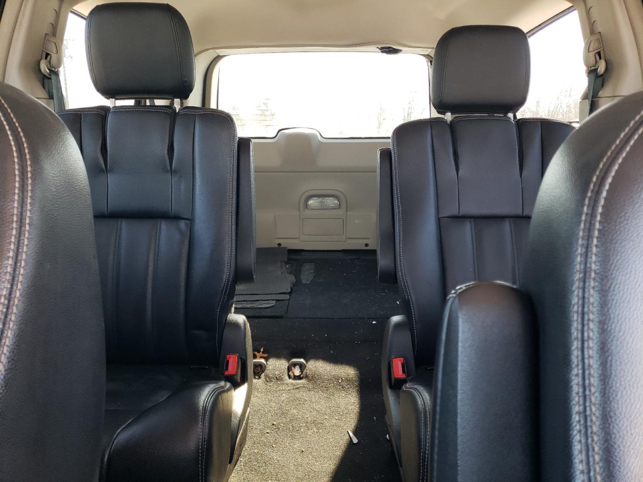 2014 Chrysler Town & Country VIN 2C4RC1BG5ER443899 Copart auction photo, front end damage thumbnail 10