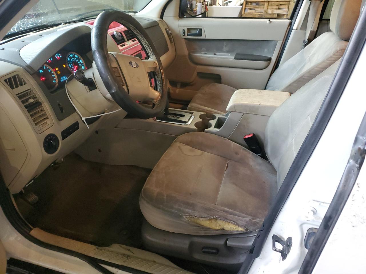 2011 Ford Escape VIN 1FMCU0D77BKB85742 Copart auction photo, rear end damage thumbnail 7