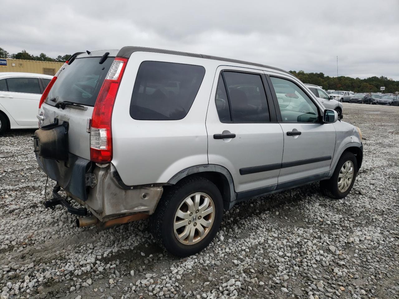 2006 Honda CR-V VIN JHLRD78836C009851 Copart auction photo, rear end / minor dent/scratches damage thumbnail 3
