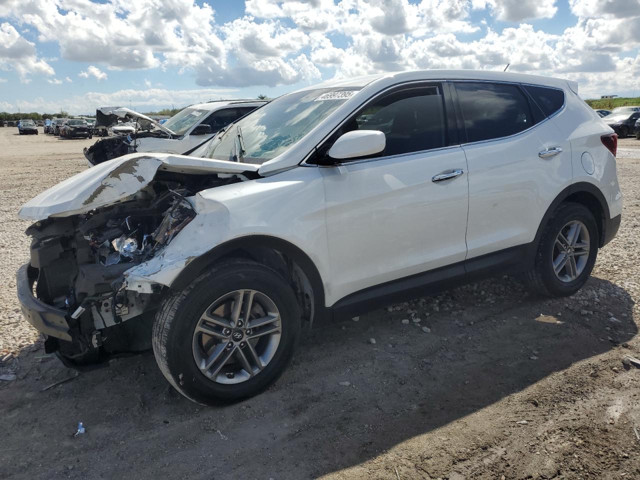 2018 Hyundai Santa Fe VIN 5XYZT3LB4JG553470