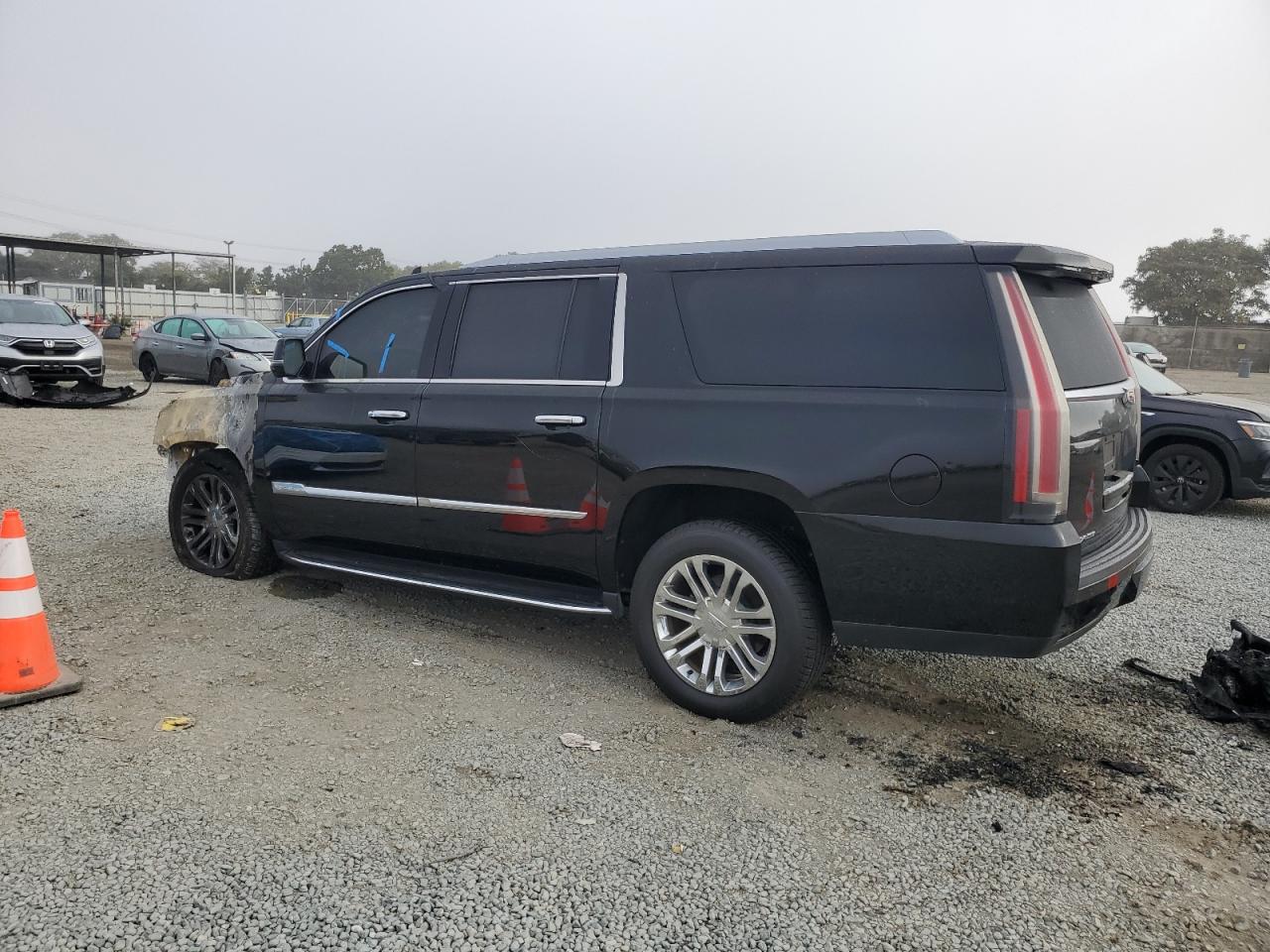 2019 Cadillac Escalade VIN 1GYS3GKJ1KR154028 Copart auction photo, burn damage thumbnail 2