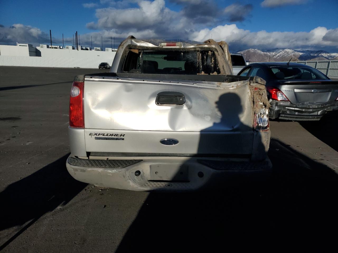2003 Ford Explorer VIN 1FMZU77E03UC28062 Copart auction photo, all over damage thumbnail 6