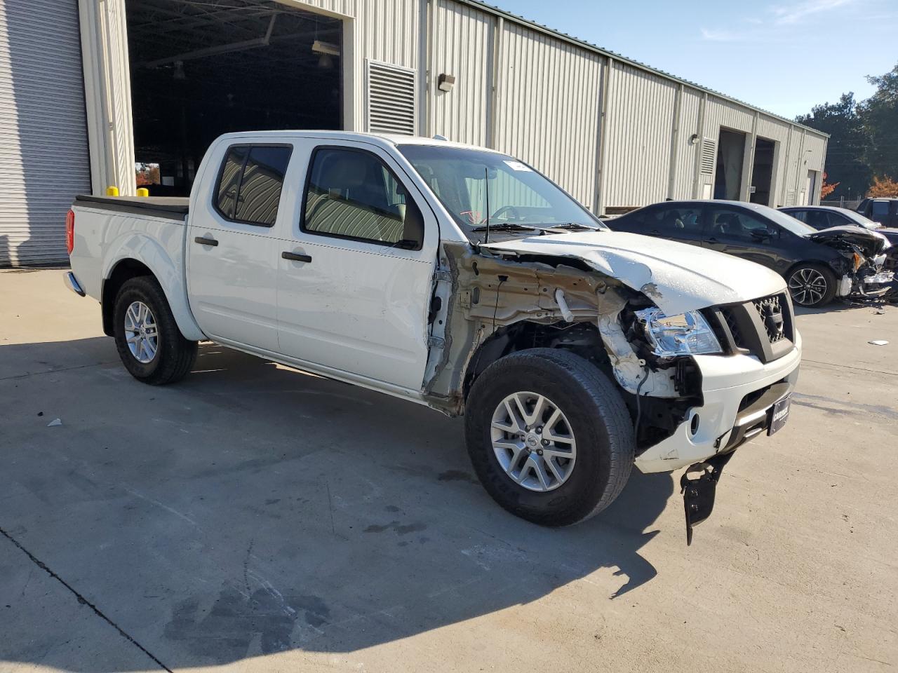 2017 Nissan Navara (Frontier) VIN 1N6AD0EV3HN740019 Copart auction photo, front end damage thumbnail 4