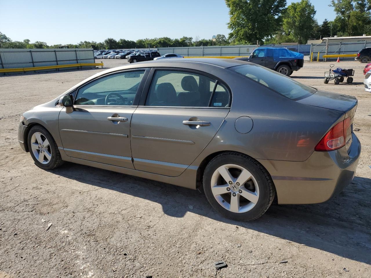 2007 Honda Civic VIN 1HGFA168X7L131506 Copart auction photo, minor dent/scratches damage thumbnail 2