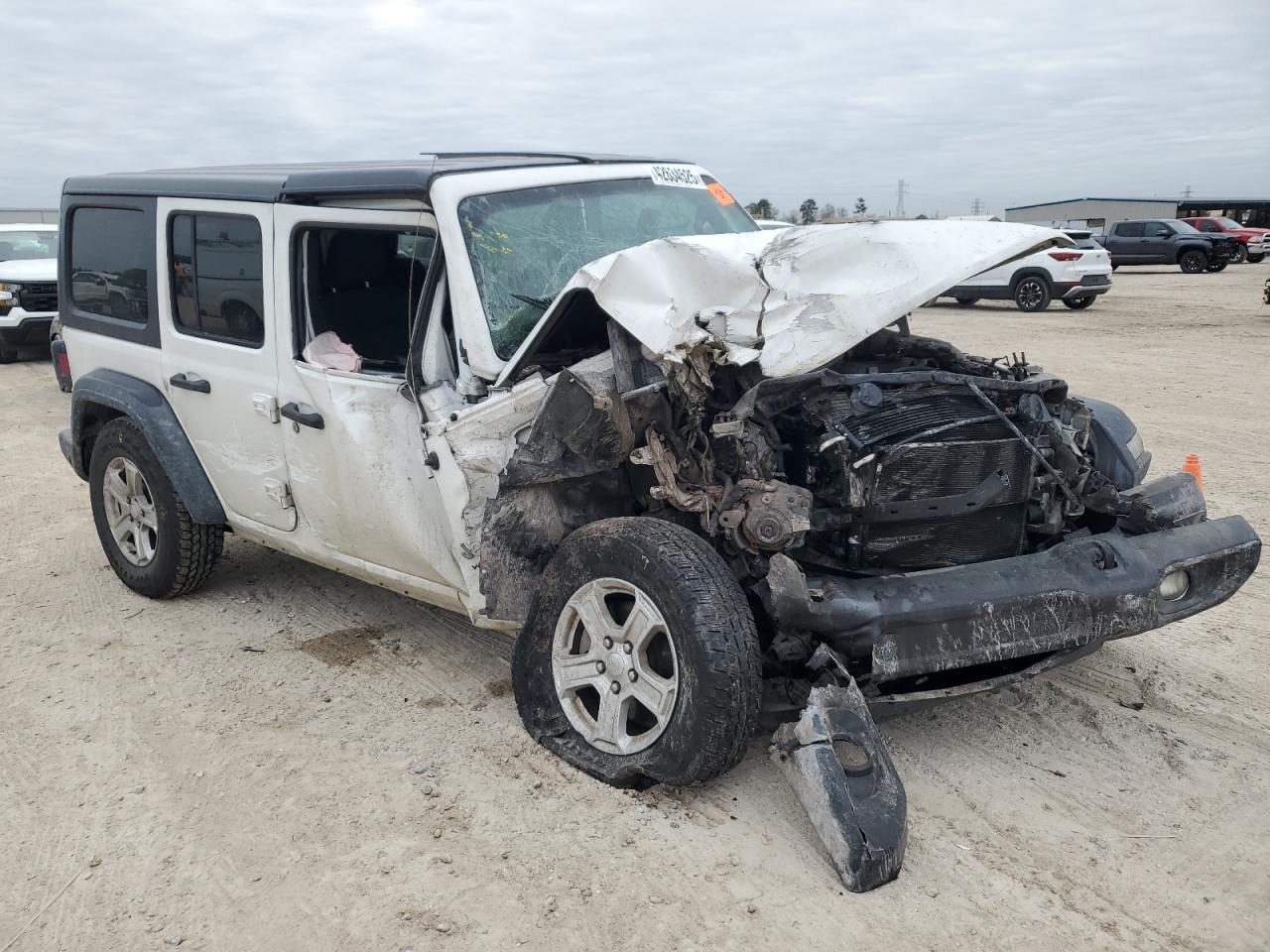 2019 Jeep Wrangler VIN 1C4HJXDNXKW519555 Copart auction photo, front end / side damage thumbnail 4