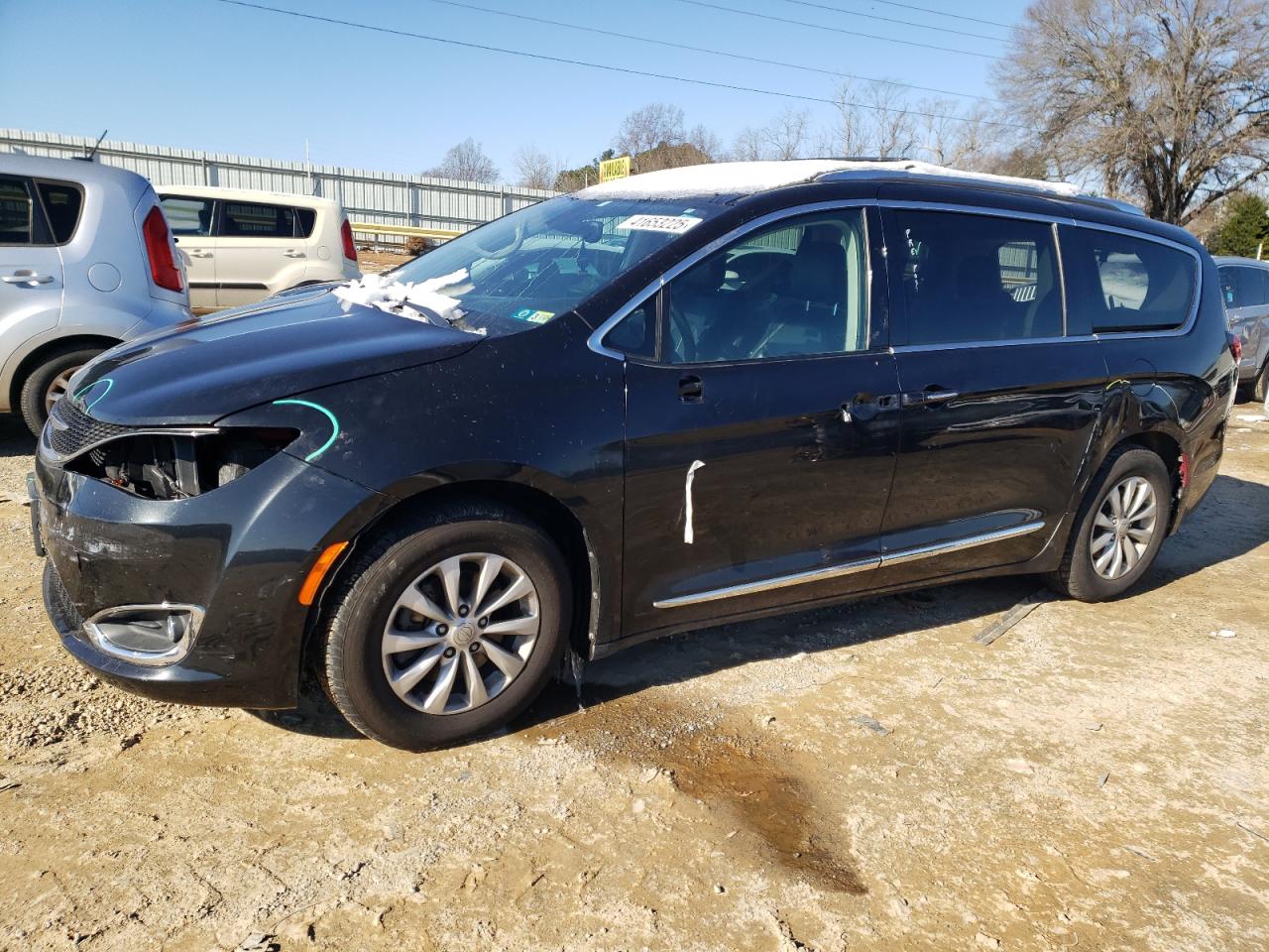 2019 Chrysler Pacifica VIN 2C4RC1BG3KR627069