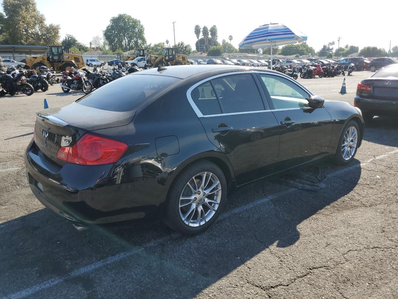 2011 Infiniti G VIN JN1CV6AP4BM504563 Copart auction photo, vandalism / minor dent/scratches damage thumbnail 3