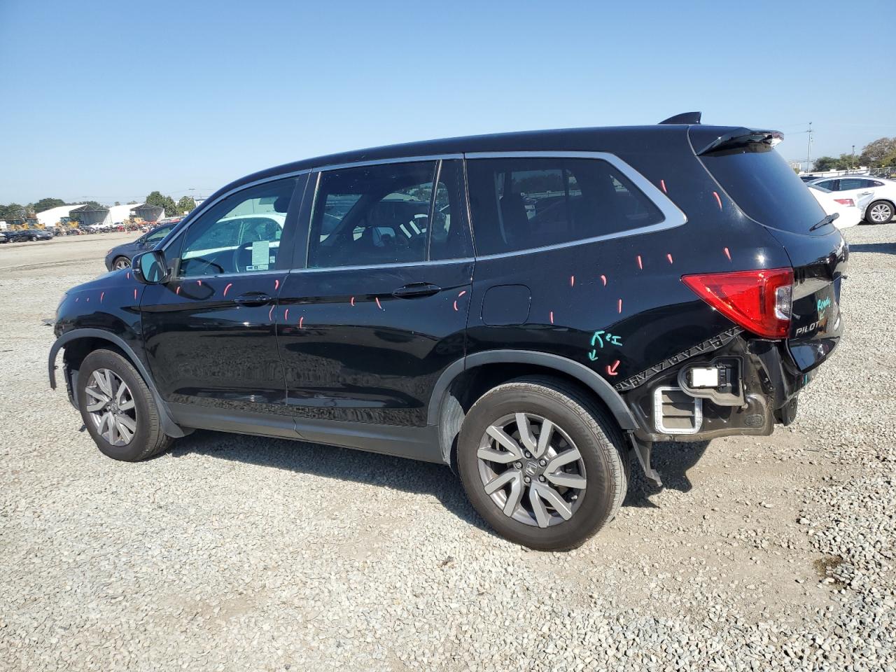 2019 Honda Pilot VIN 5FNYF5H51KB047038 Copart auction photo, all over damage thumbnail 2