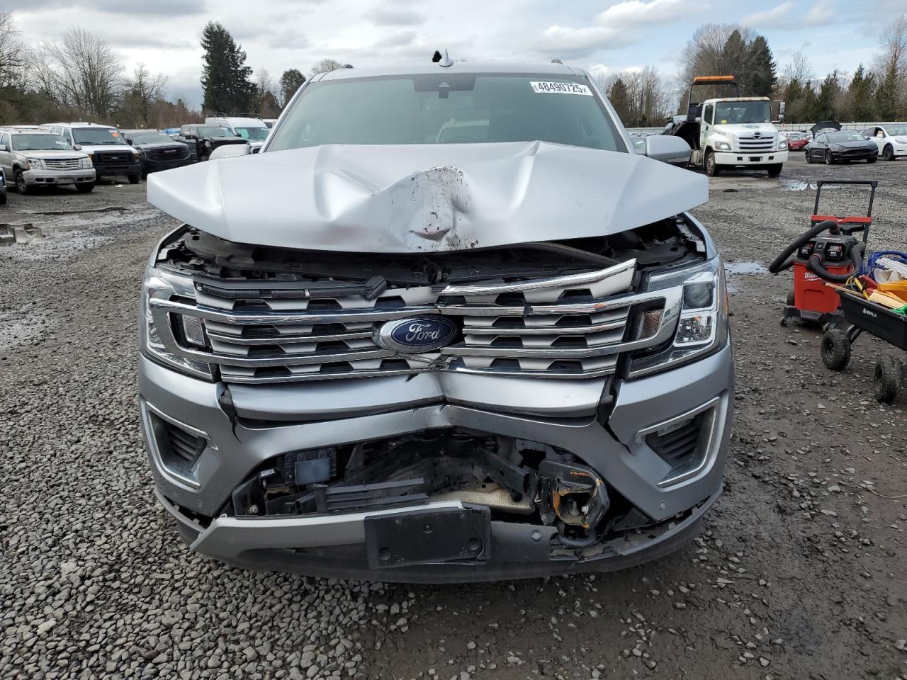2021 Ford Expedition VIN 1FMJK2AT0MEA07439 Copart auction photo, front end / rear end damage thumbnail 5