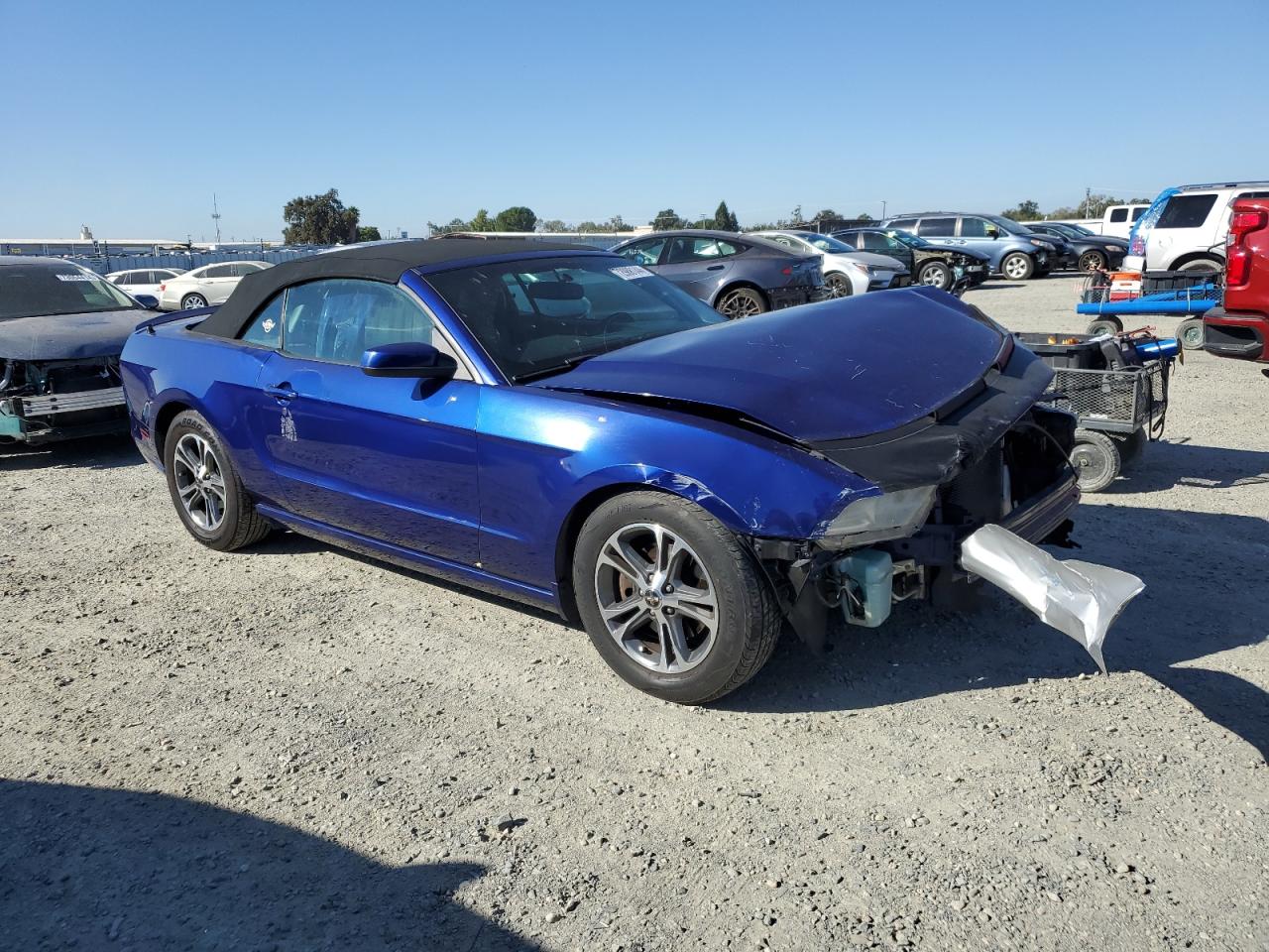 2013 Ford Mustang VIN 1ZVBP8EM7D5264823 Copart auction photo, front end damage thumbnail 4
