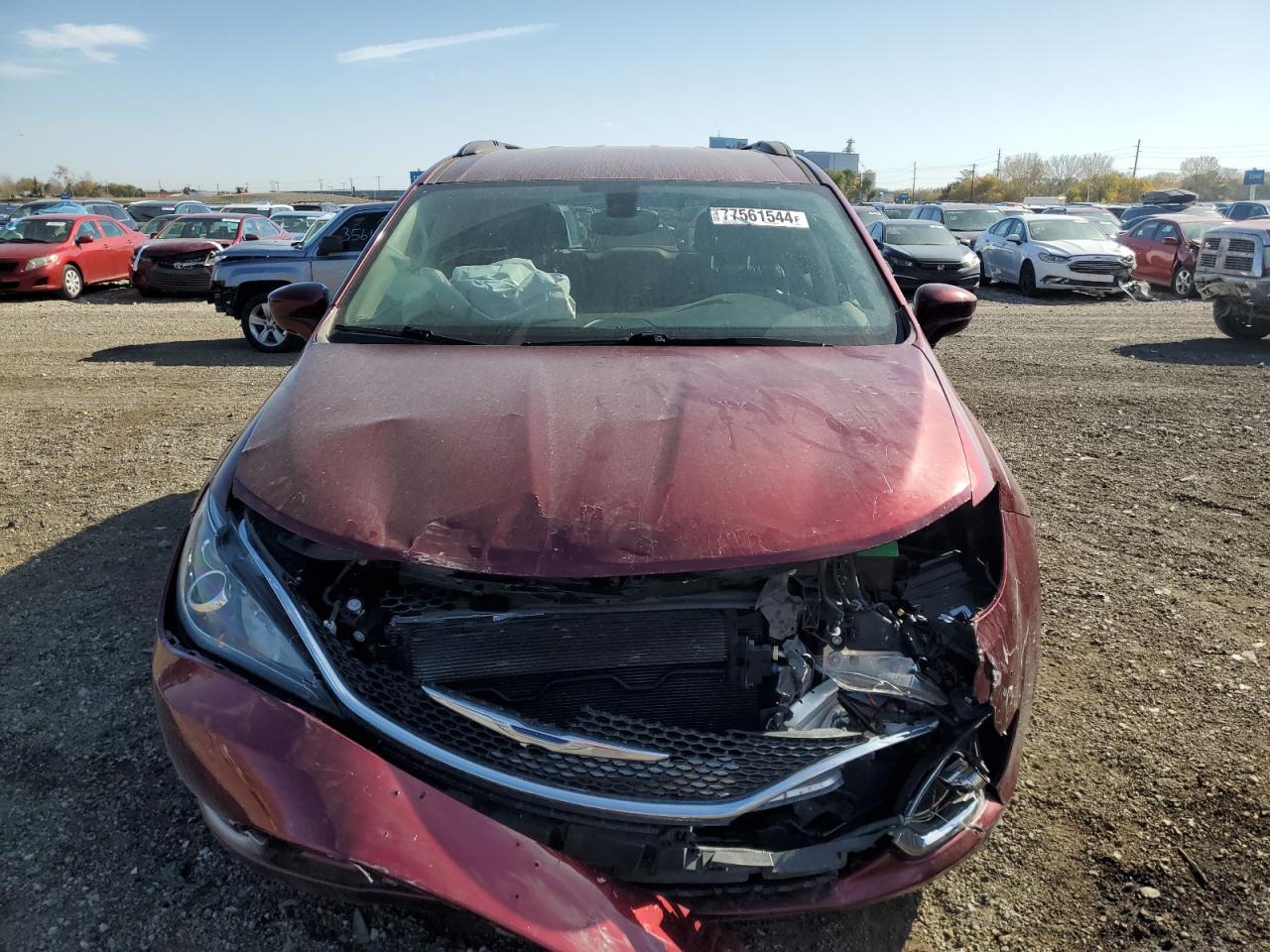 2017 Chrysler Pacifica VIN 2C4RC1BG5HR533879 Copart auction photo, front end damage thumbnail 5