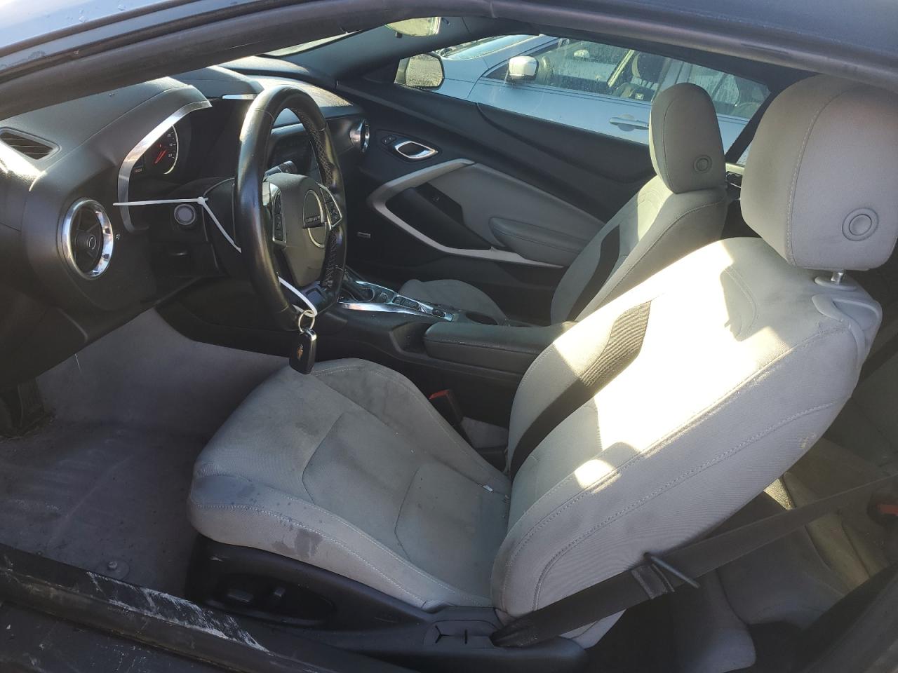 2019 Chevrolet Camaro VIN 1G1FB3DS6K0140079 Copart auction photo, front end / minor dent/scratches damage thumbnail 7