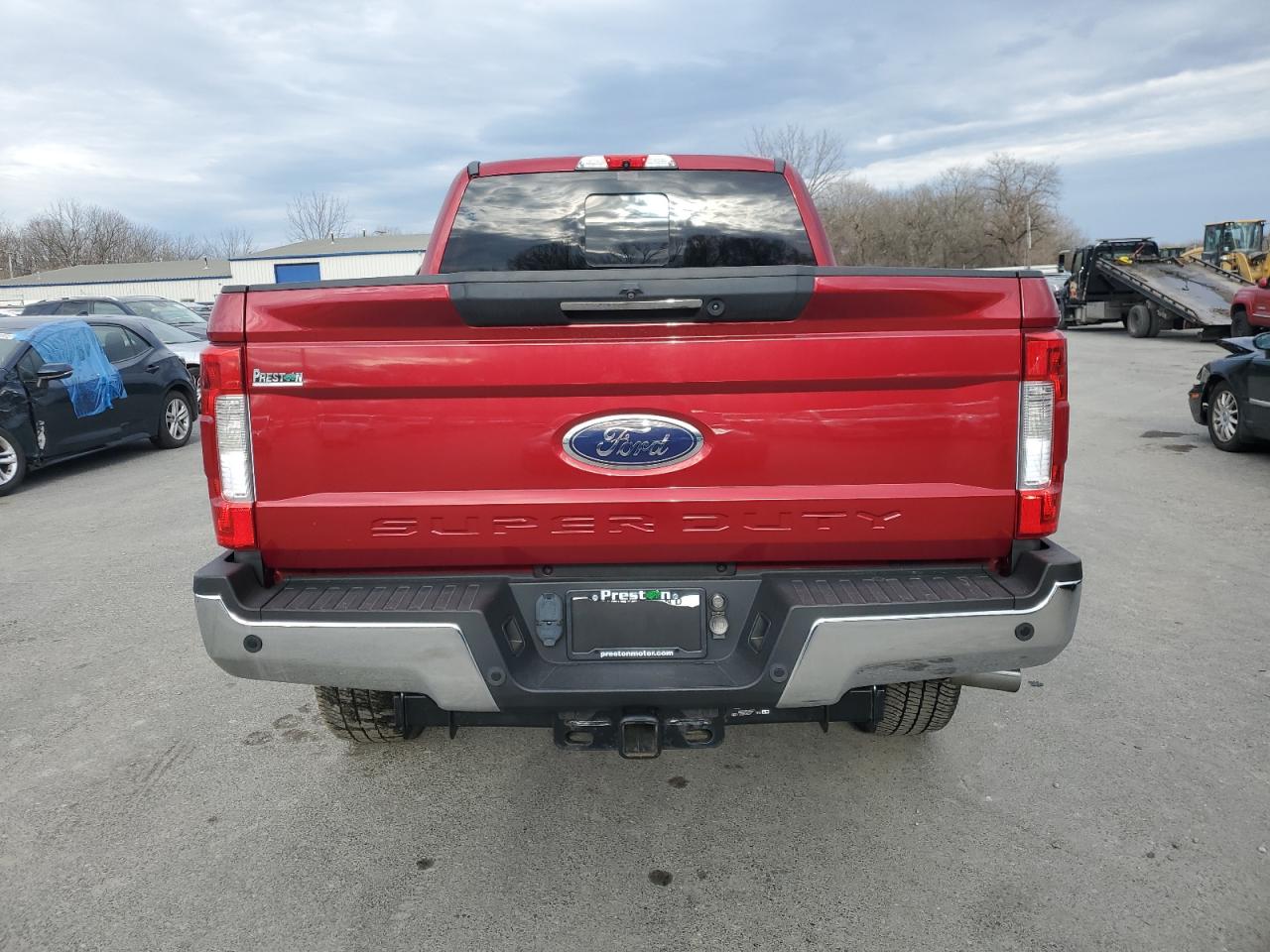 2018 Ford F250 VIN 1FT7W2BT8JEB26711 Copart auction photo, front end damage thumbnail 6