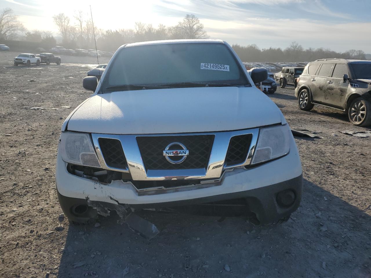 2020 Nissan Navara (Frontier) VIN 1N6ED0CE4LN726661 Copart auction photo, front end / side damage thumbnail 5