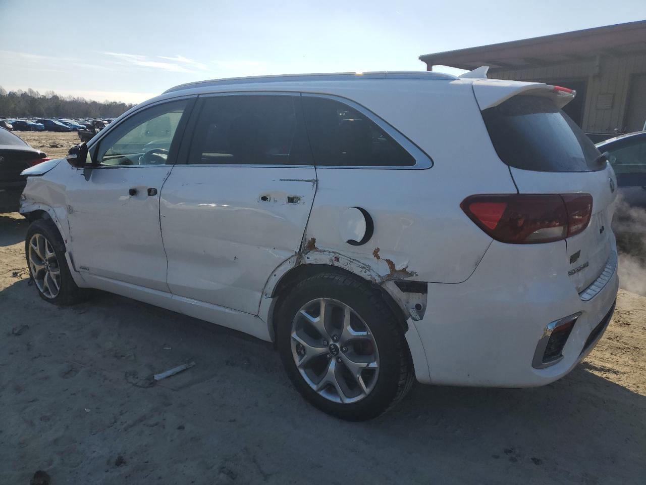 2019 KIA Sorento VIN 5XYPKDA51KG536785 Copart auction photo, all over damage thumbnail 2