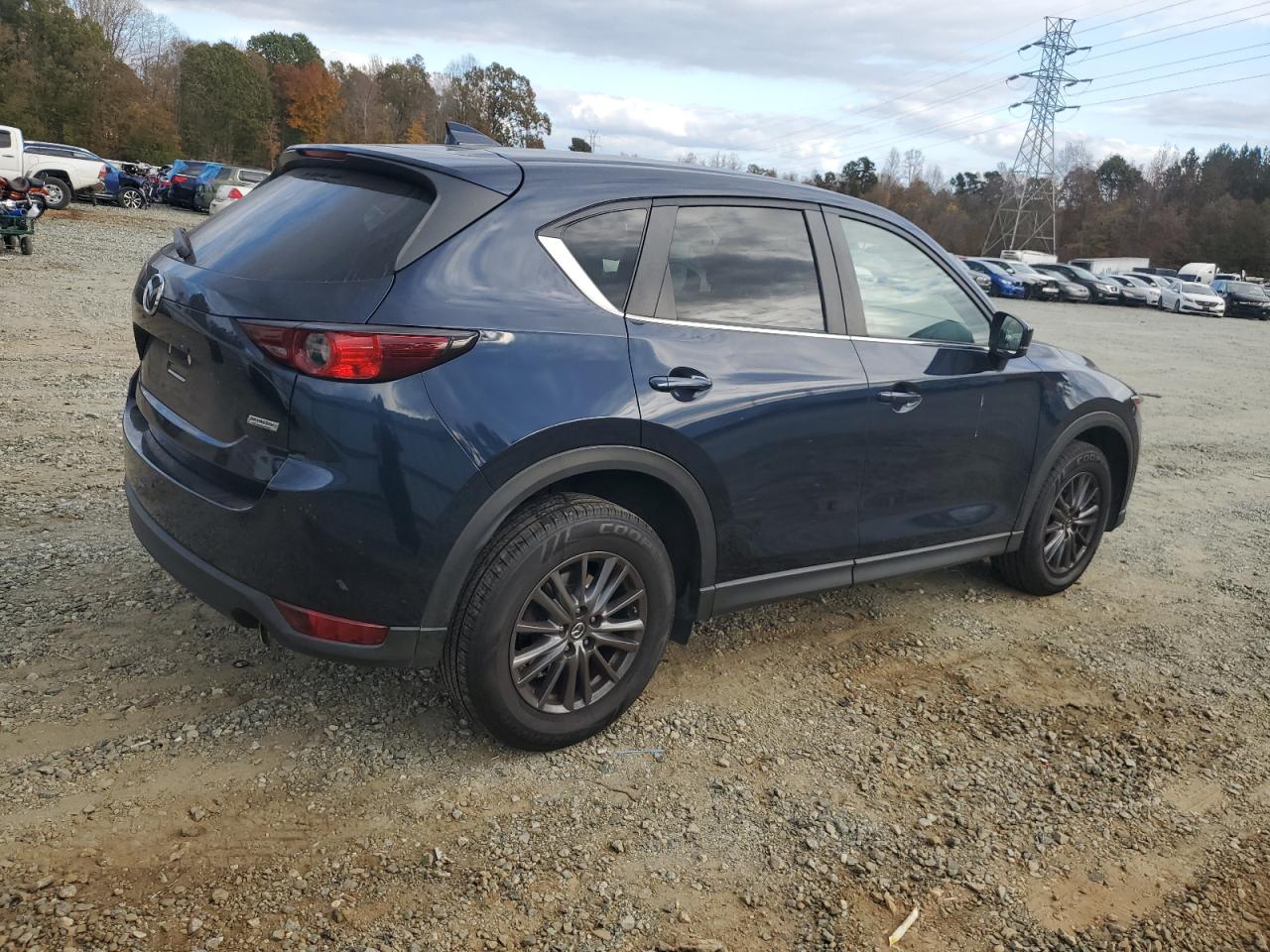 2017 Mazda CX-5 VIN JM3KFACLXH0196552 Copart auction photo, front end damage thumbnail 3