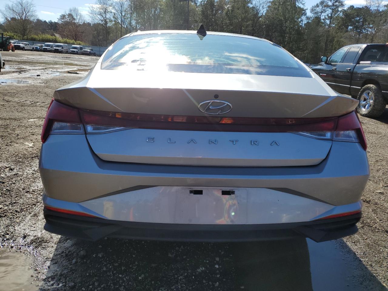 2021 Hyundai Elantra VIN 5NPLL4AG6MH050756 Copart auction photo, side damage thumbnail 6