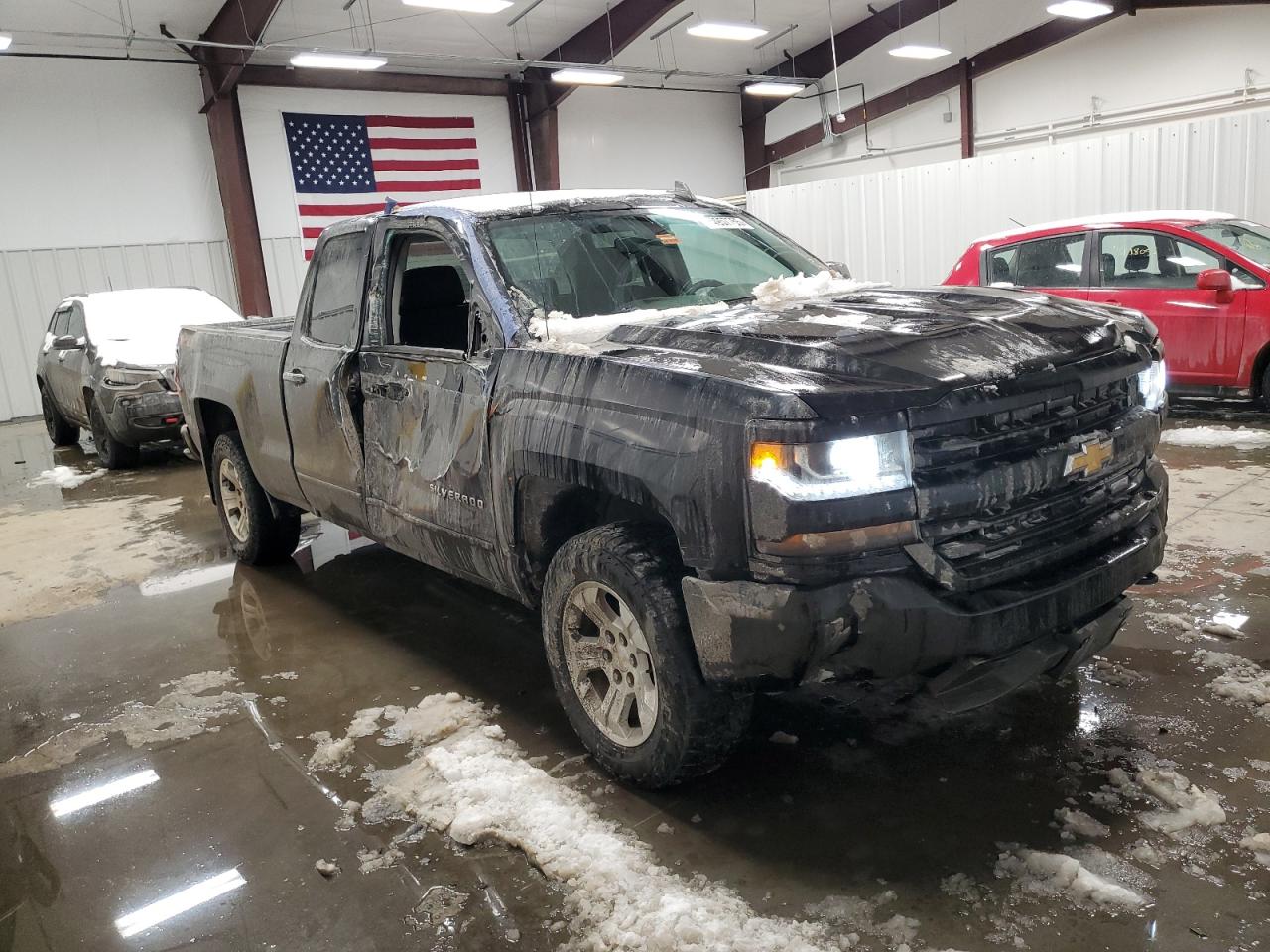 2018 Chevrolet Silverado VIN 1GCVKRECXJZ337506 Copart auction photo, side damage thumbnail 4