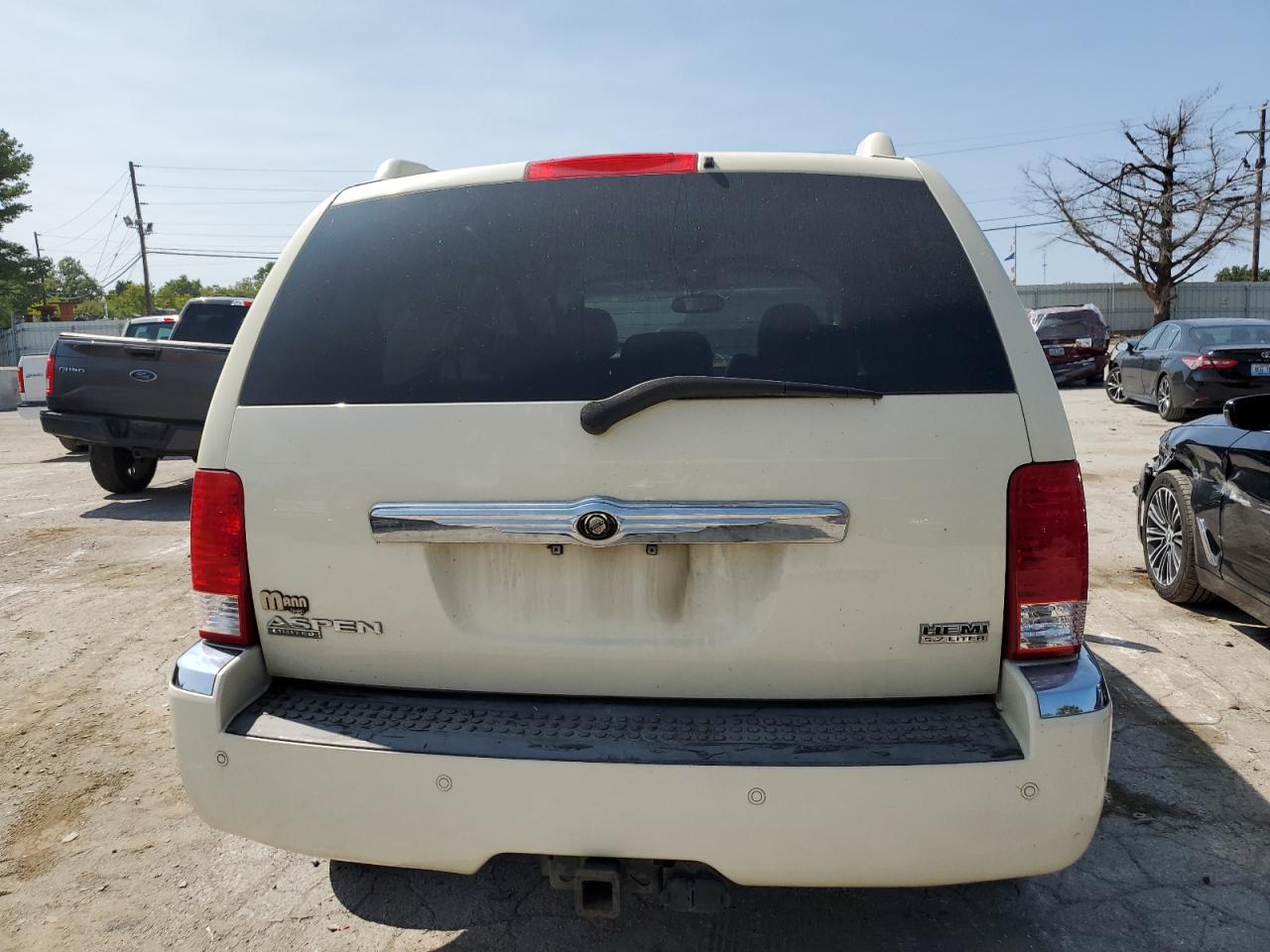 2007 Chrysler Aspen VIN 1A8HW58267F587003 Copart auction photo, side / rear end damage thumbnail 6