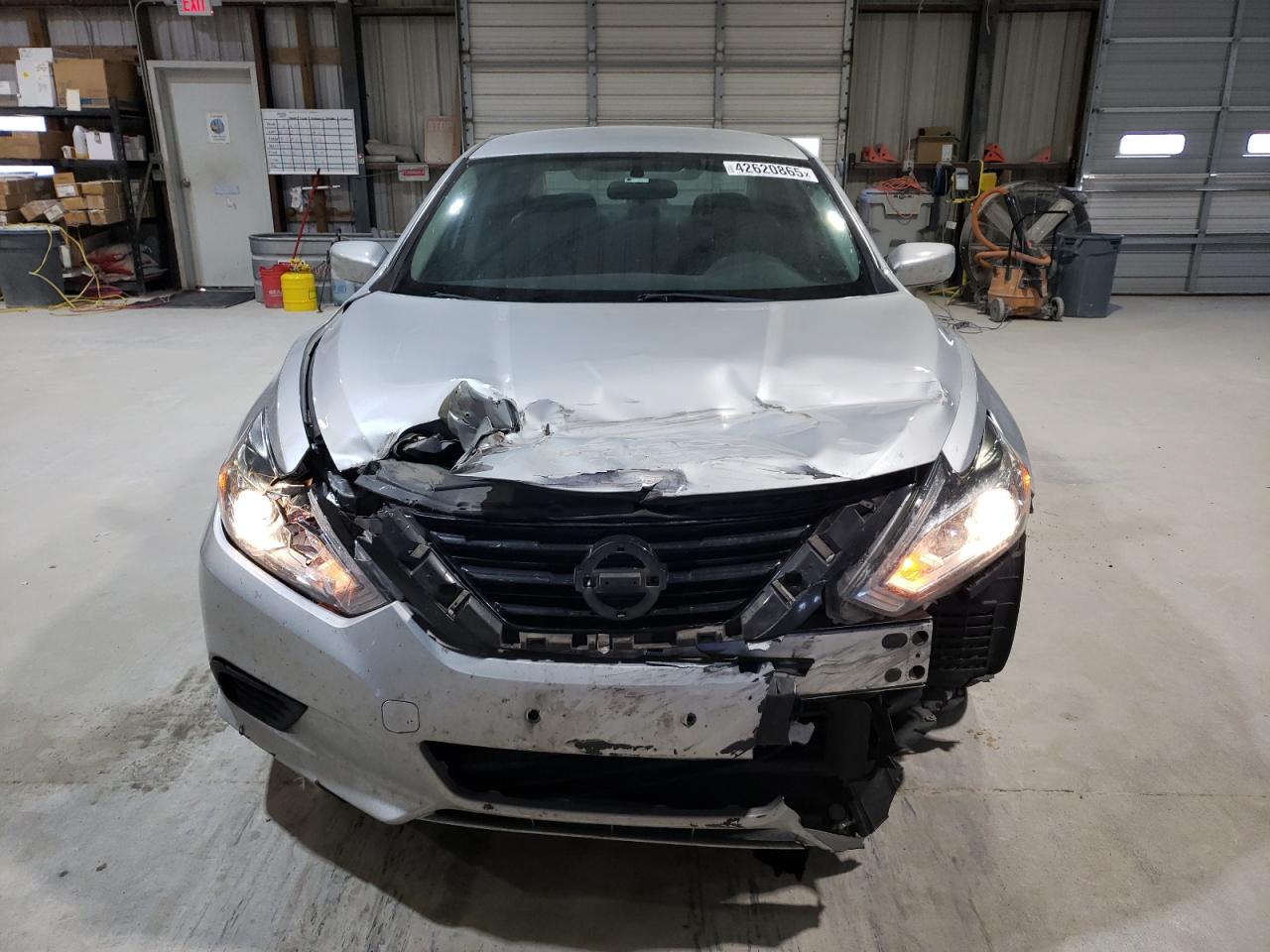 2017 Nissan Altima VIN 1N4AL3AP9HC269283 Copart auction photo, front end / minor dent/scratches damage thumbnail 5