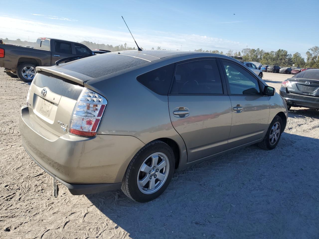 2008 Toyota Prius VIN JTDKB20U483366359 Copart auction photo, normal wear damage thumbnail 3