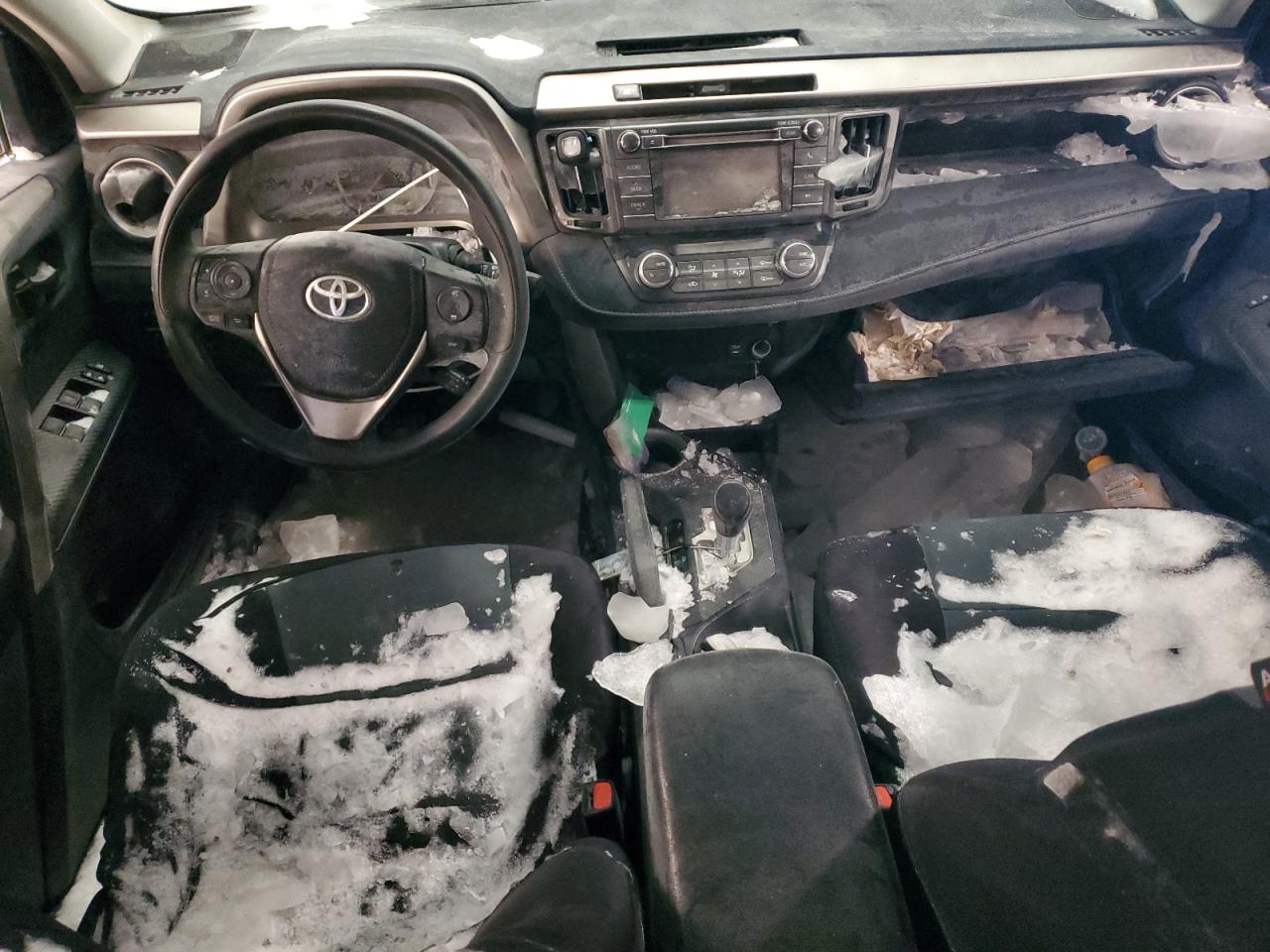 2013 Toyota RAV 4 VIN 2T3RFREV1DW110457 Copart auction photo, water/flood / all over damage thumbnail 8