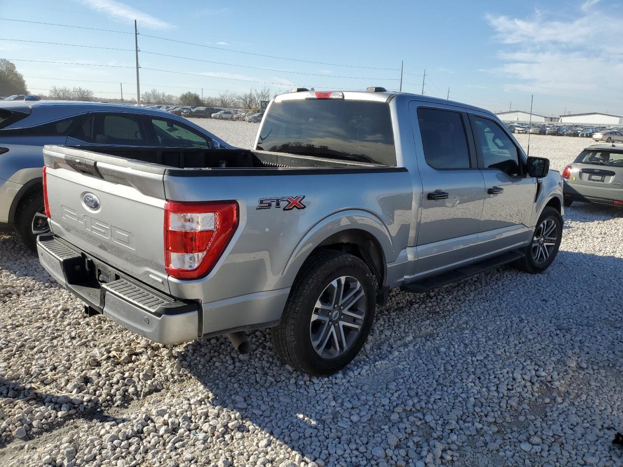 2022 Ford F-150 VIN 1FTEW1CP2NKE25668 Copart auction photo, front end damage thumbnail 3