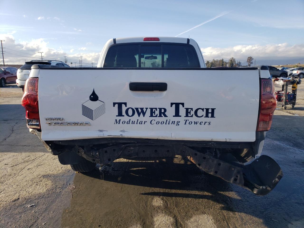 2014 Toyota Tacoma VIN 5TFTX4CN2EX045897 Copart auction photo, rear end damage thumbnail 6