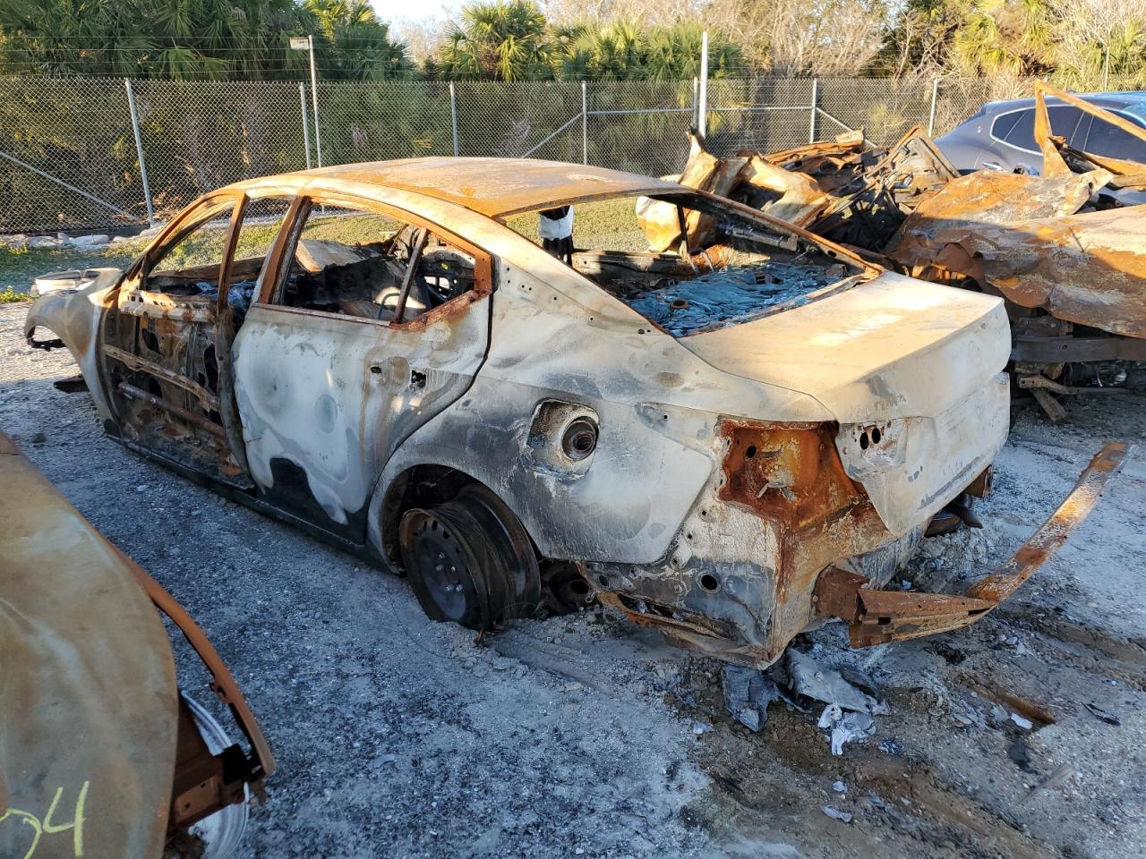 2020 Nissan Altima VIN 1N4BL4BVXLC124575 Copart auction photo, burn / all over damage thumbnail 2
