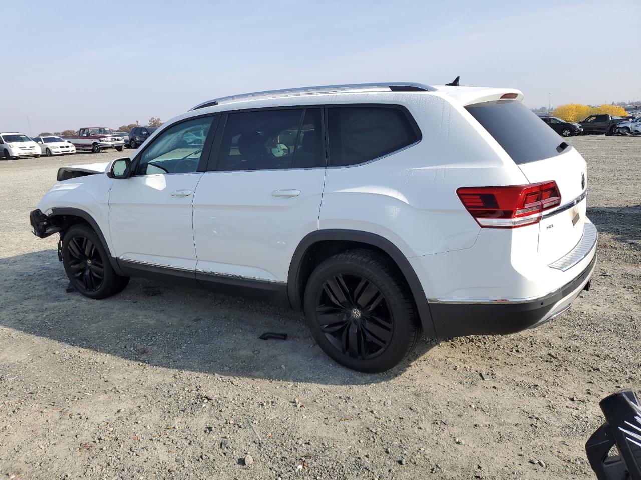 2018 Volkswagen Atlas VIN 1V2MR2CA9JC580645 Copart auction photo, front end damage thumbnail 2