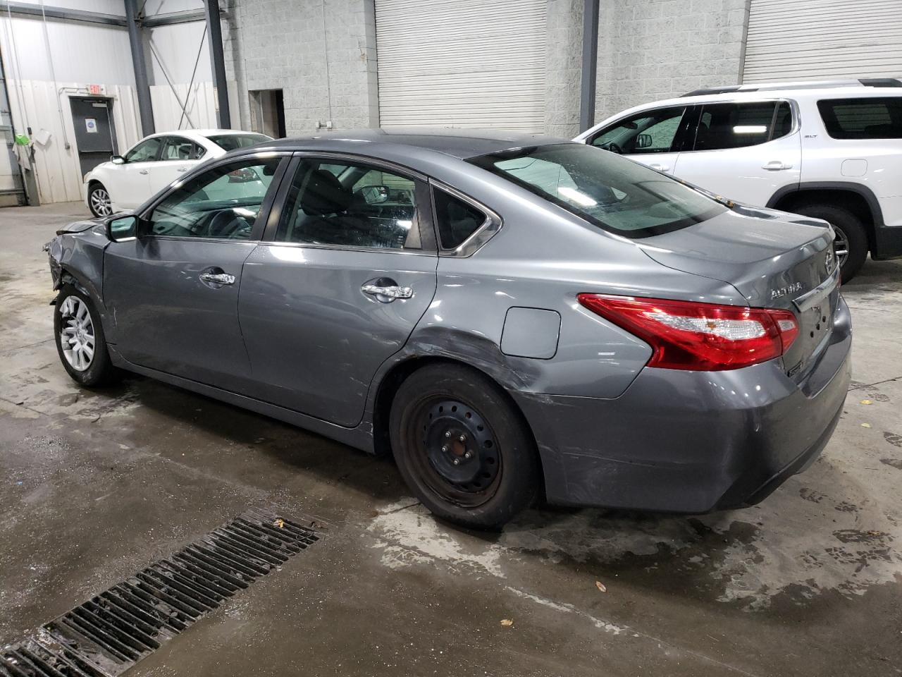 2017 Nissan Altima VIN 1N4AL3AP0HN363413 Copart auction photo, front end damage thumbnail 2