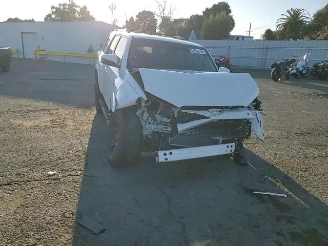 2021 Toyota 4Runner VIN JTEFU5JRXM5233879 Copart auction photo, front end / mechanical damage thumbnail 11
