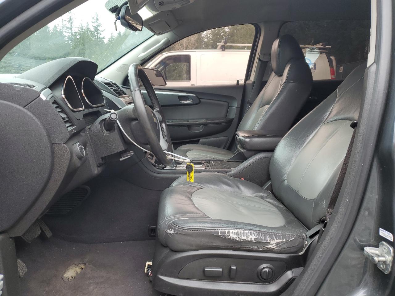 2010 Chevrolet Traverse VIN 1GNLVFEDXAS151423 Copart auction photo, front end / undercarriage damage thumbnail 7