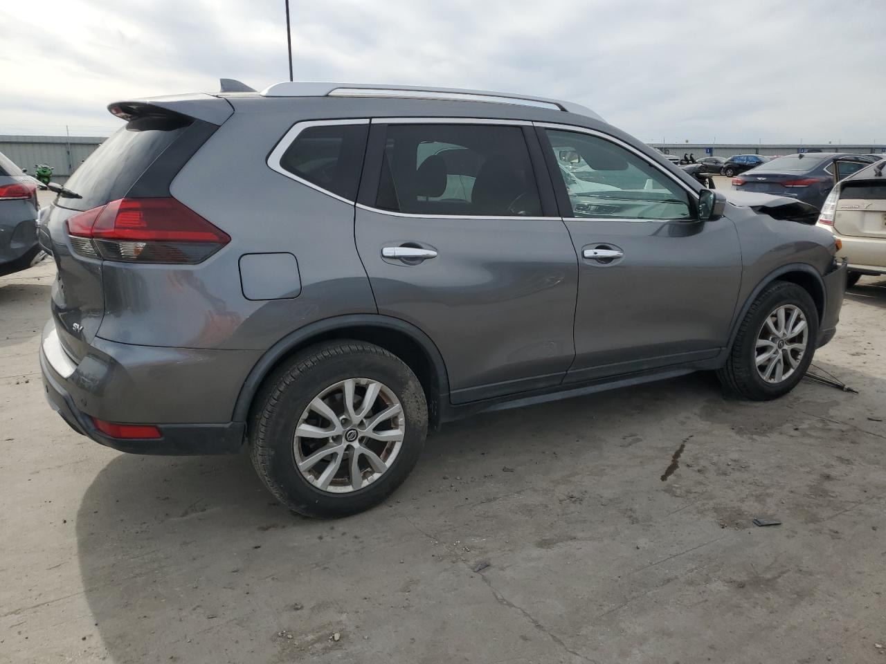 2019 Nissan Rogue VIN KNMAT2MT2KP543291 Copart auction photo, front end / hail damage thumbnail 3