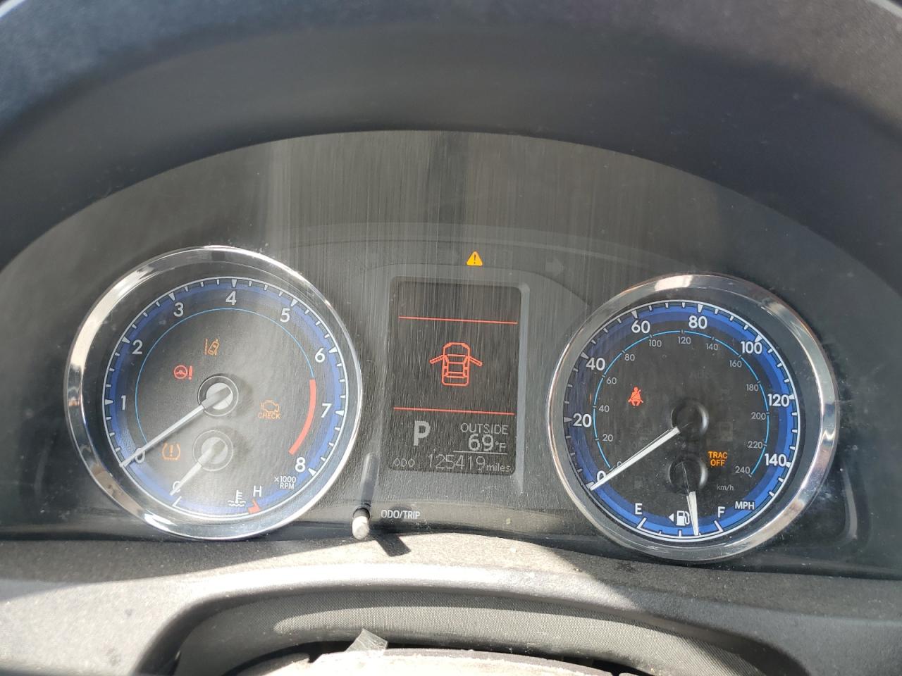 2019 Toyota Corolla VIN 2T1BURHE3KC221571 Copart auction photo, side damage thumbnail 9