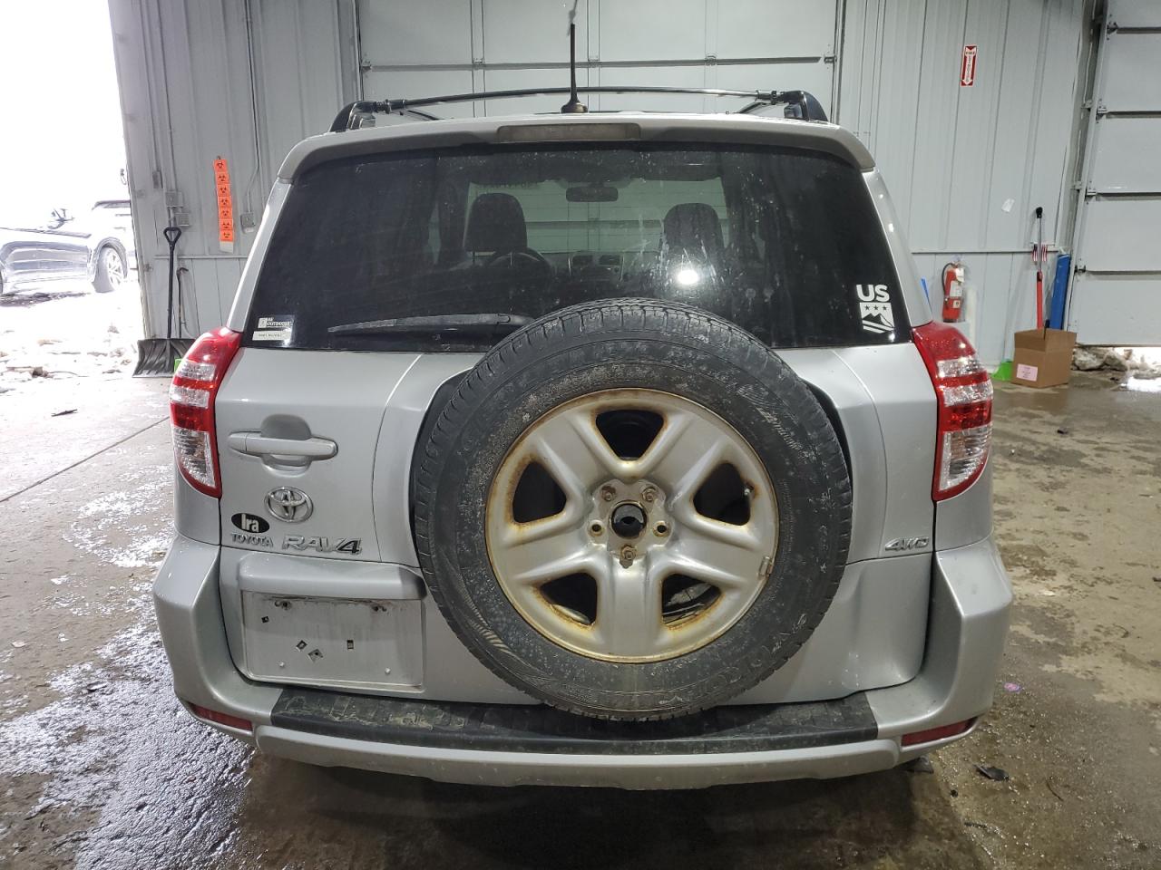 2009 Toyota RAV 4 VIN JTMBF33V09D009206 Copart auction photo, front end damage thumbnail 6