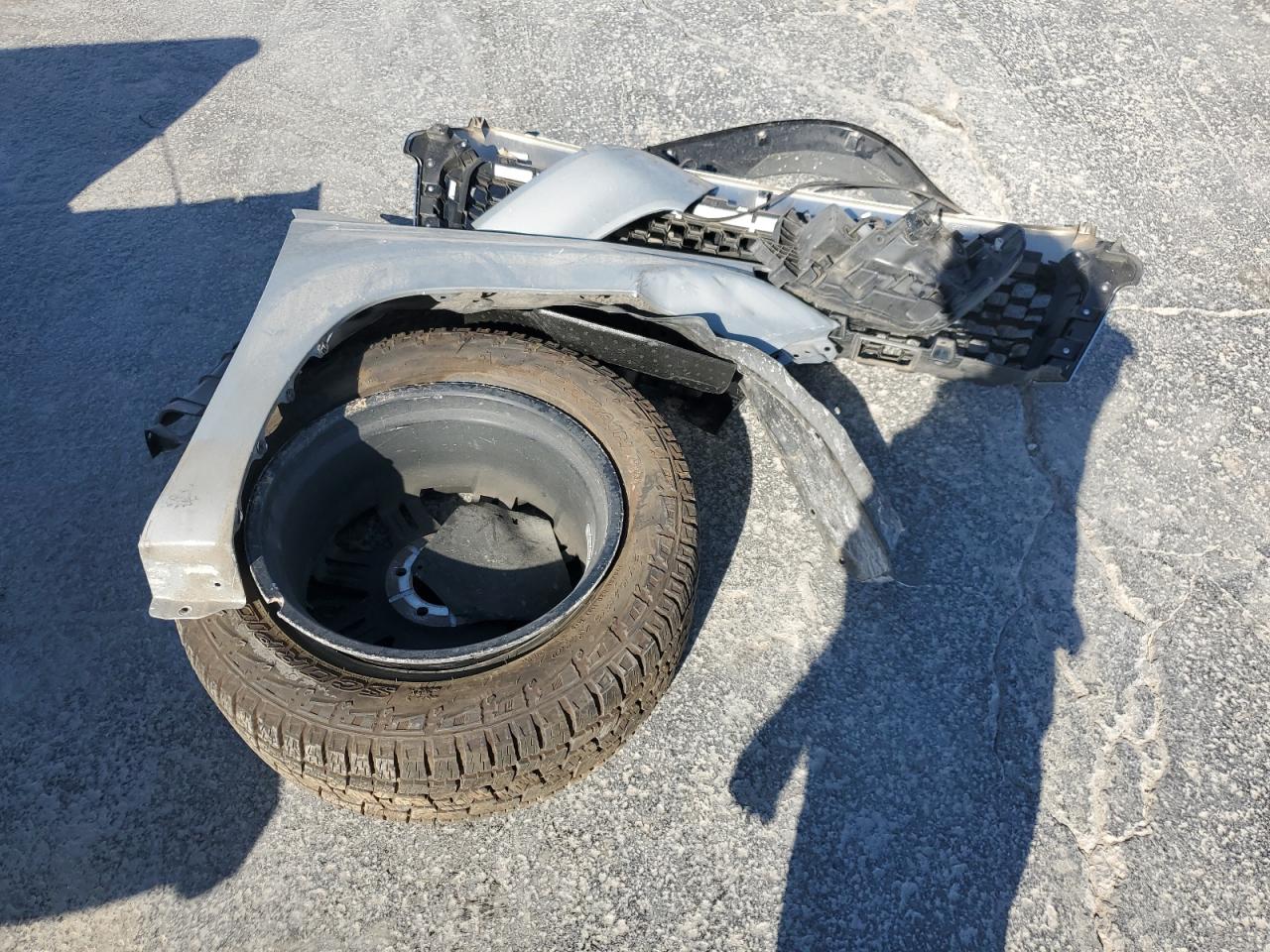 2021 Toyota Tundra VIN 5TFDY5F14MX040778 Copart auction photo, undercarriage / front end damage thumbnail 14