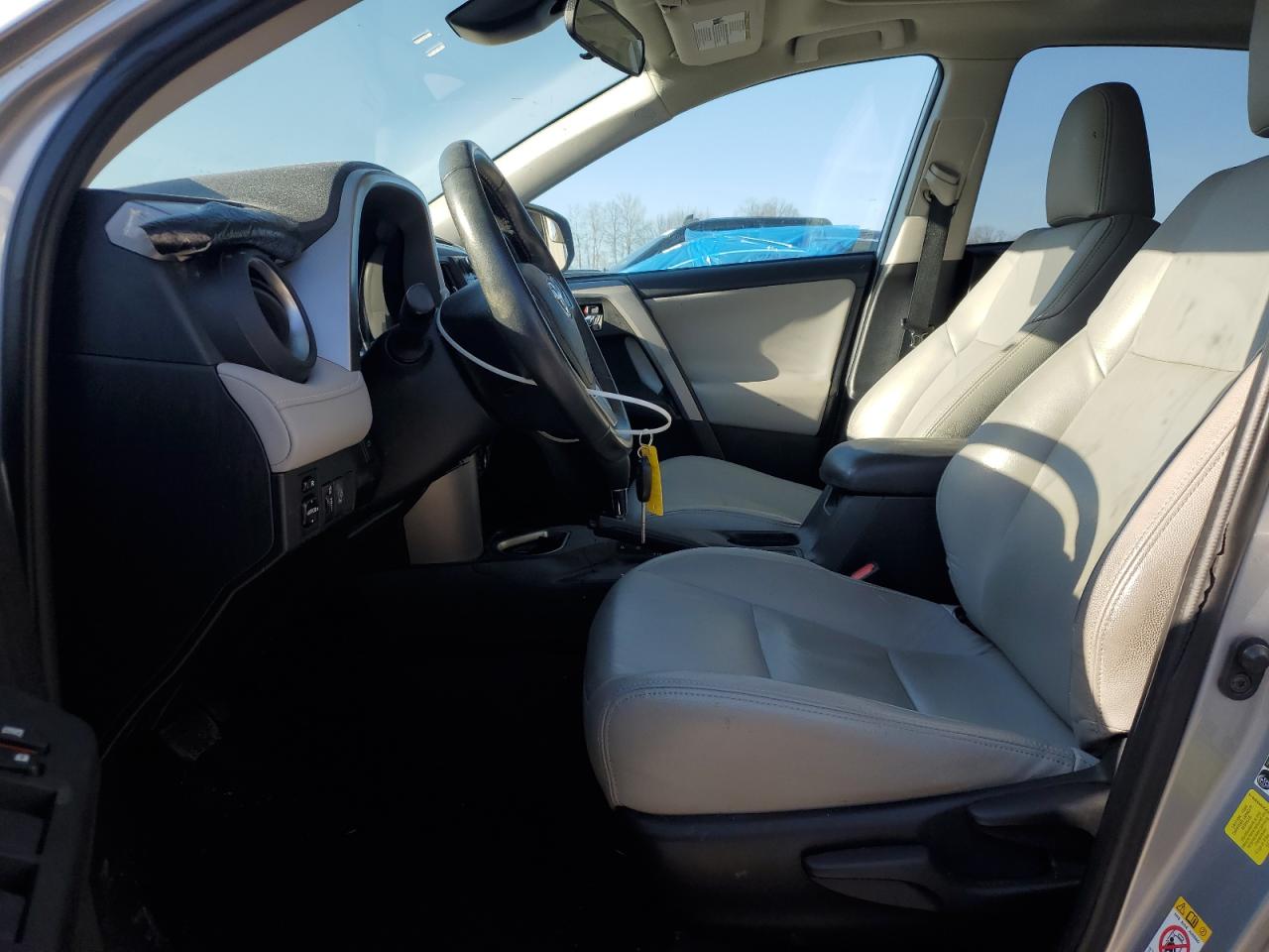 2017 Toyota RAV 4 VIN 2T3WFREV2HW332014 Copart auction photo, rear end damage thumbnail 7