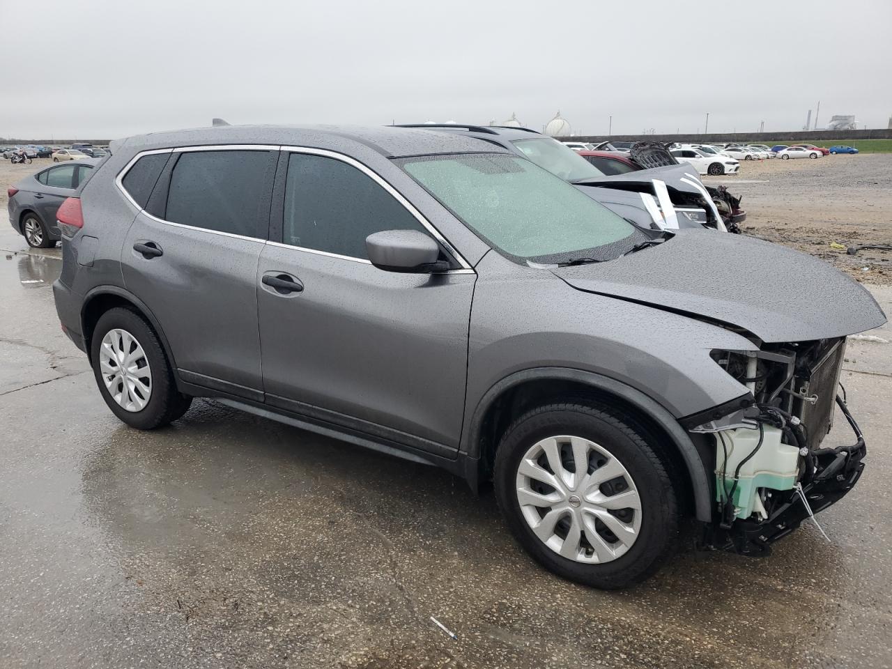 2018 Nissan Rogue VIN KNMAT2MT0JP561822 Copart auction photo, front end damage thumbnail 4