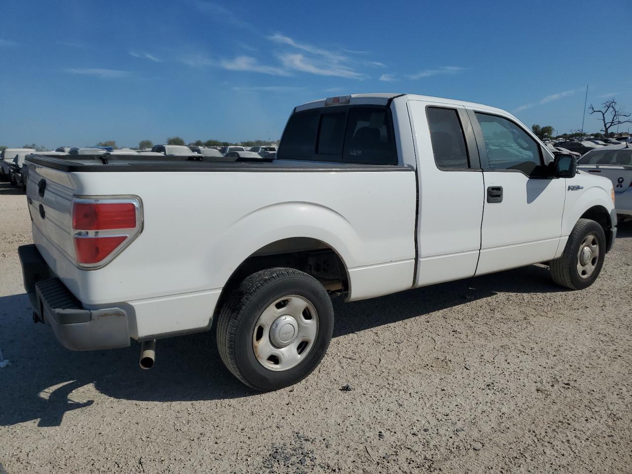 2009 Ford F-150 VIN 1FTRX12W29KB49277 Copart auction photo, minor dent/scratches damage thumbnail 3