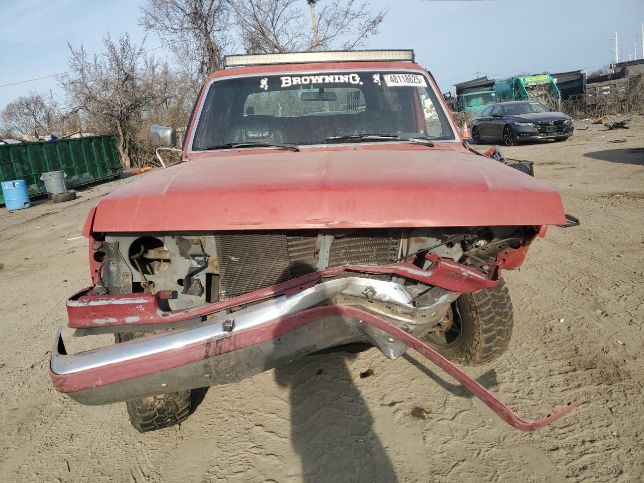 1989 Ford Bronco VIN 1FMEU15N6KLB03828 Copart auction photo, vandalism / all over damage thumbnail 5